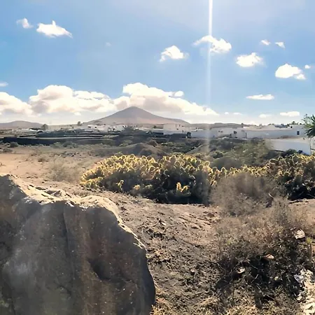 Alegranza In The Beautiful Village Of Mozaga, Lanzarote Apartment *