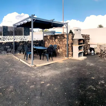 Alegranza In The Beautiful Village Of Mozaga, Lanzarote Apartment